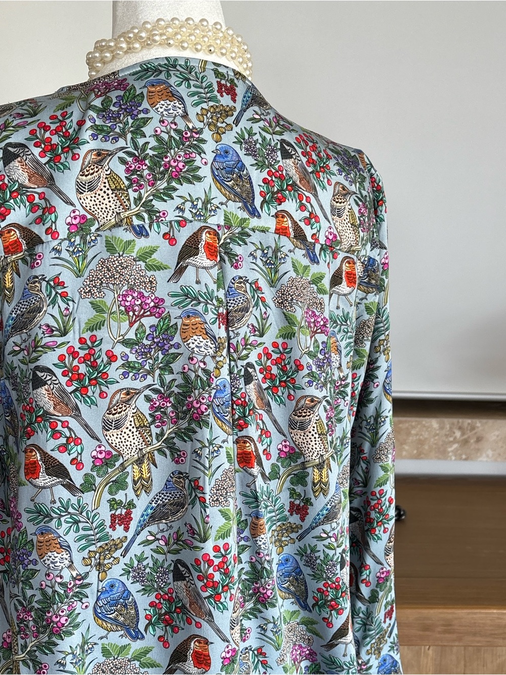 J.Jill S Bird Botanical Print Top Blouse 3/4 Sleeve EcoVero Viscose Old Money - Picture 11 of 13